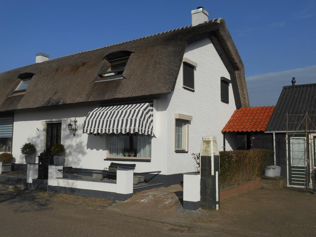 شقة Woensdrecht  في Anneke'S Bed En Botterhammeke المظهر الخارجي الصورة