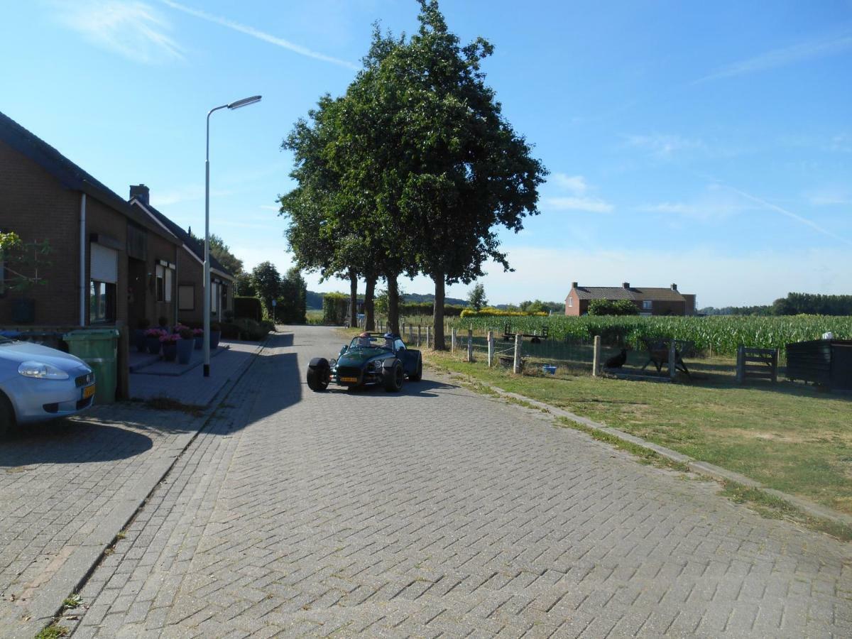 شقة Woensdrecht  في Anneke'S Bed En Botterhammeke المظهر الخارجي الصورة