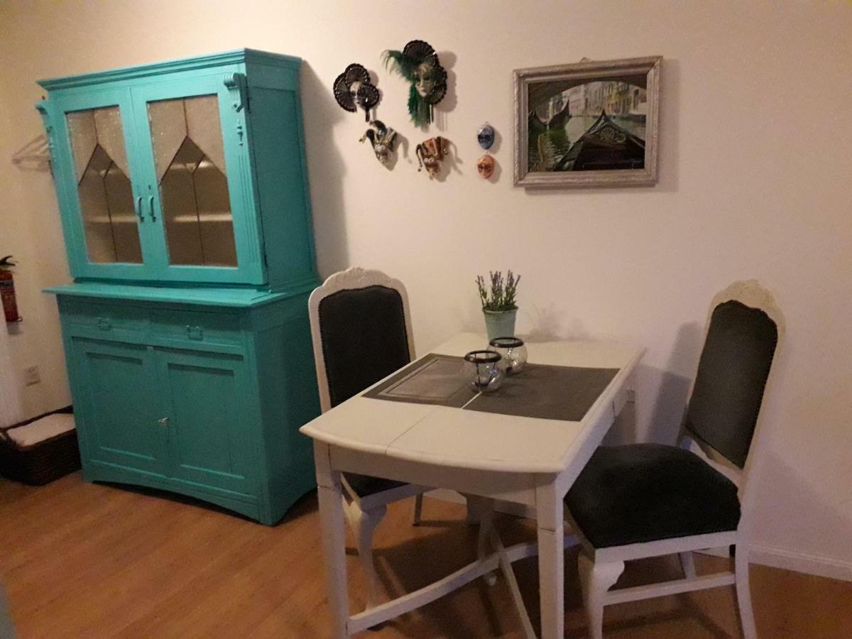 شقة Woensdrecht  في Anneke'S Bed En Botterhammeke المظهر الخارجي الصورة