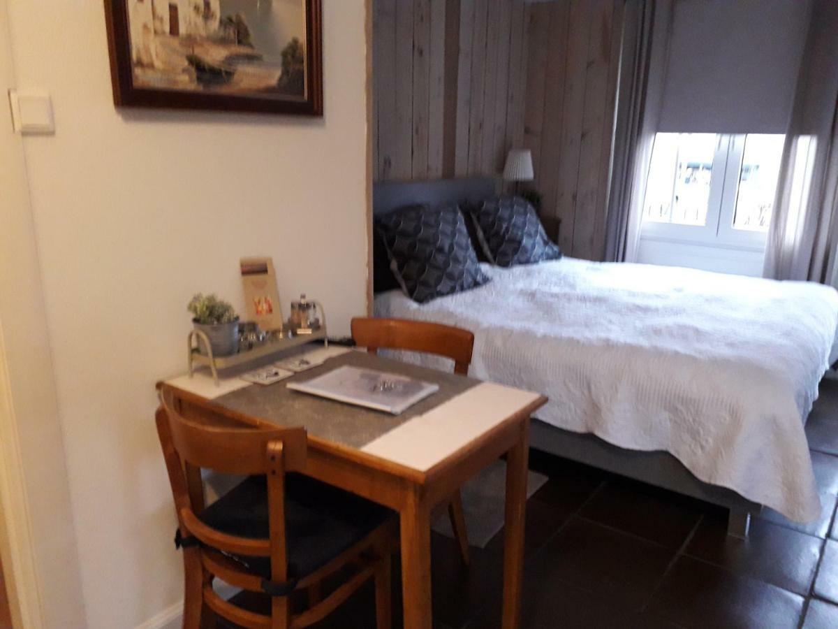 شقة Woensdrecht  في Anneke'S Bed En Botterhammeke المظهر الخارجي الصورة